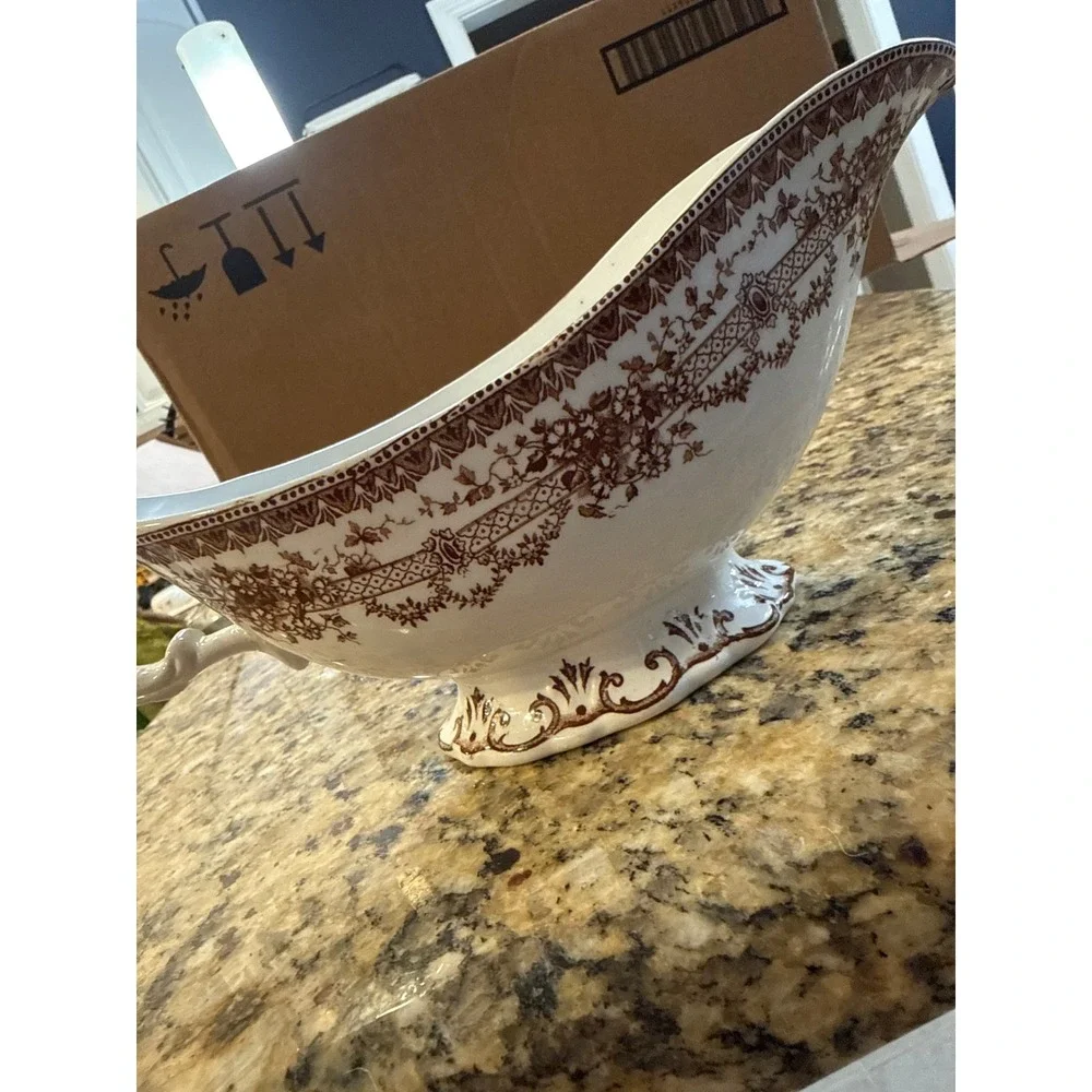 FW & Co‎ England Blenheim Brown Transferware Gravy Boat Antique Footed Sauce